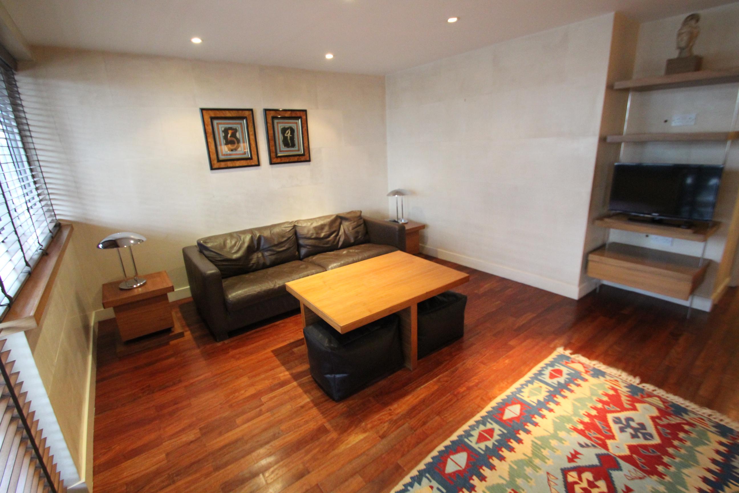 Kensington Heights, W8